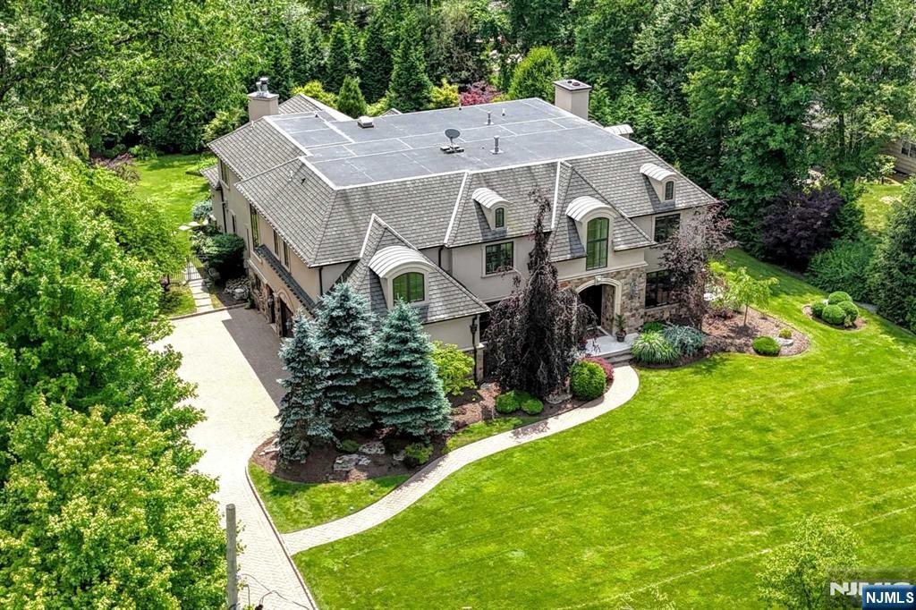 70 Oak Drive,Upper Saddle River, NJ 07458