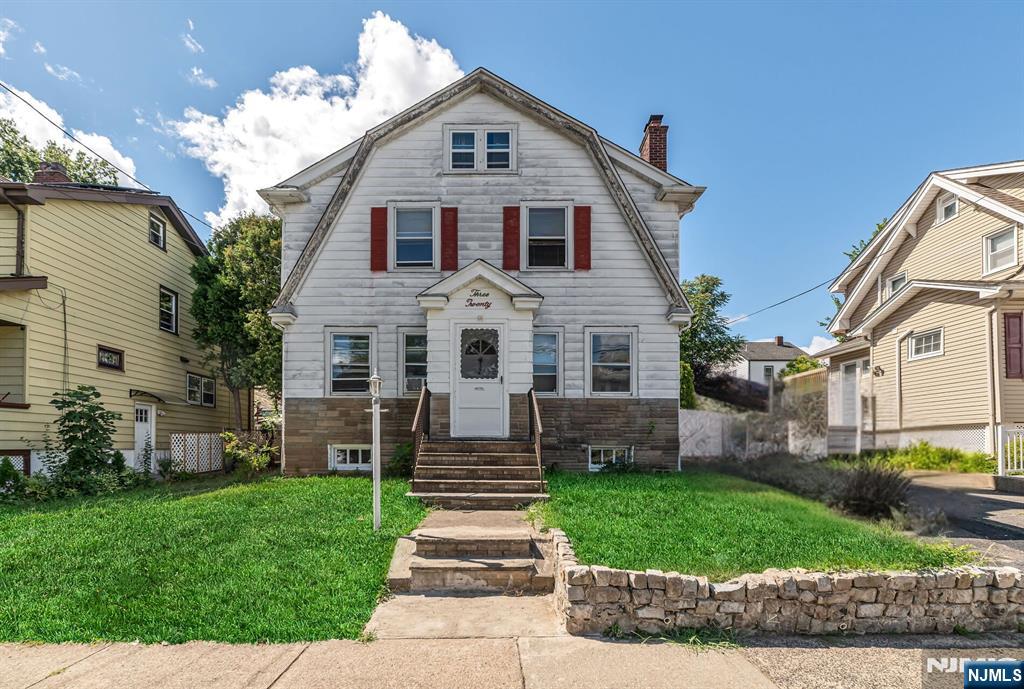 320 James Street,Teaneck, NJ 07666