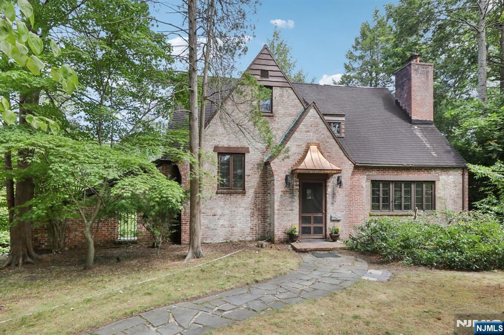 773 Saddle River Road,Ho-Ho-Kus, NJ 07423