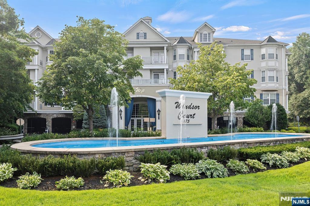 175 Rochelle Avenue,Rochelle Park, NJ 07662