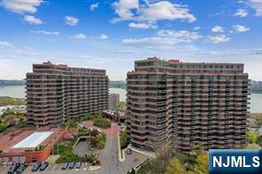 100 Carlyle ,Cliffside Park, NJ 07010