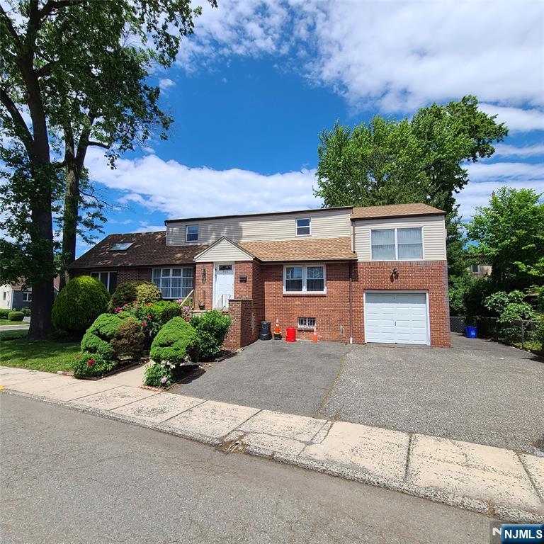 792 Kingsland Avenue,Ridgefield, NJ 07657