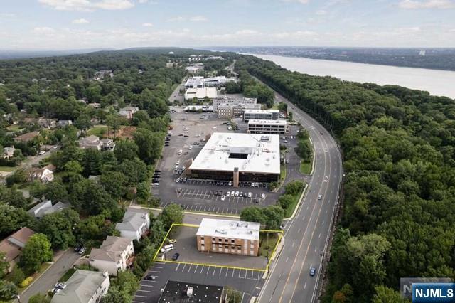 550 Sylvan Avenue,Englewood Cliffs, NJ 07632