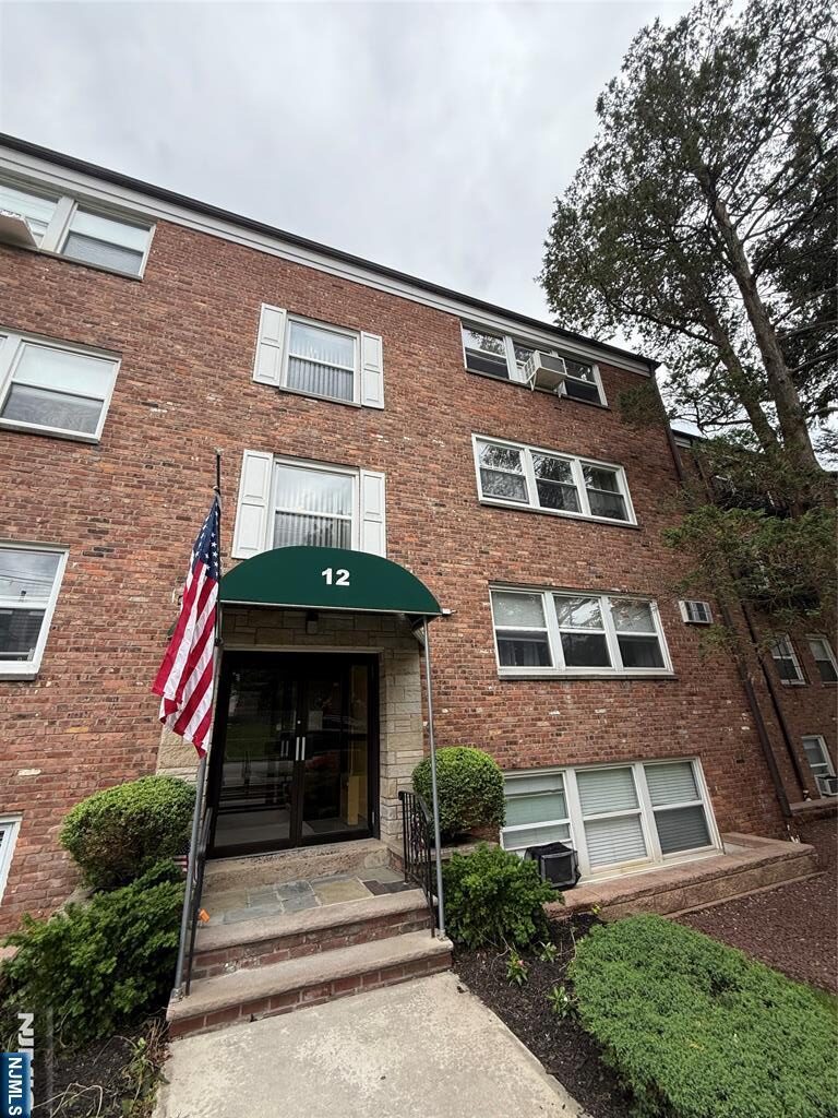 6-12 Hillside Avenue,Nutley, NJ 07110