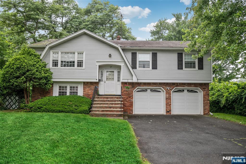 17 Parkway ,Little Falls, NJ 07424