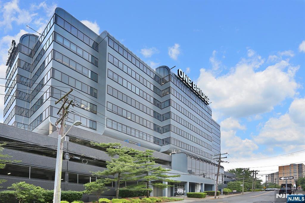 1 Bridge Plaza,Fort Lee, NJ 07024