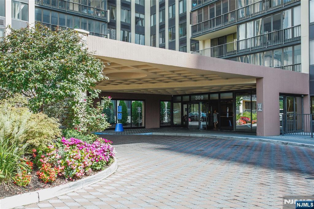300 Winston ,Cliffside Park, NJ 07020