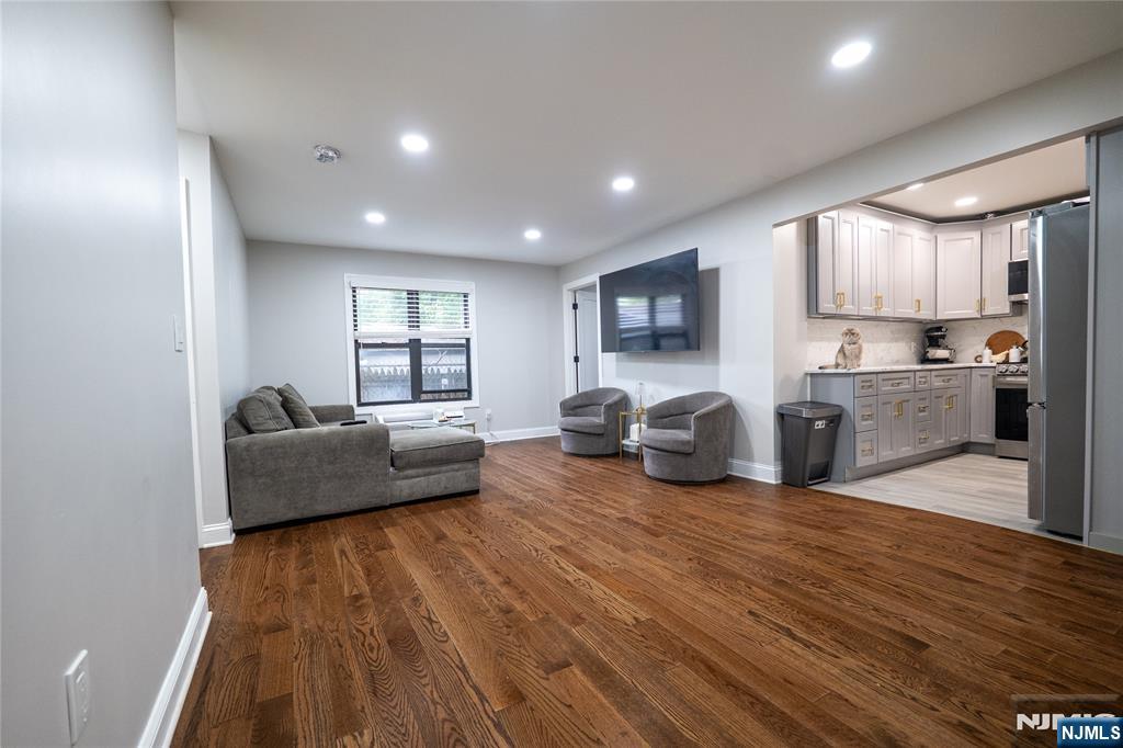 327 71st Street,Guttenberg, NJ 07093