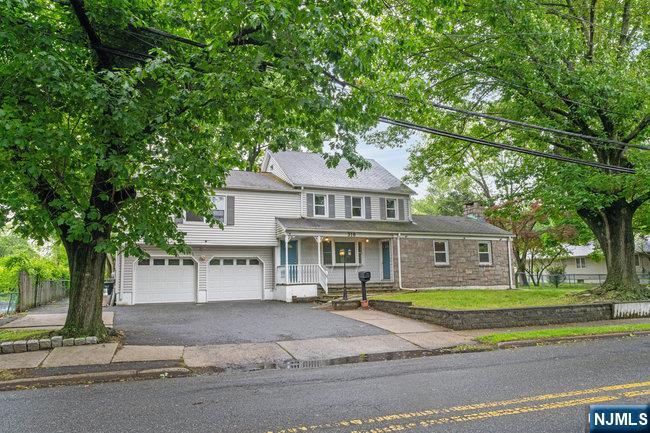 310 Spring Valley Road,Paramus, NJ 07652