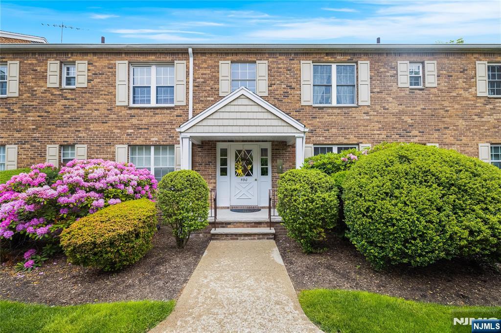 590 Center Street,Oradell, NJ 07649