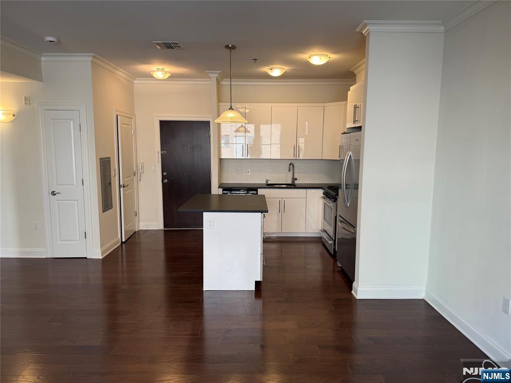 2001 Hudson Terrace,Fort Lee, NJ 07024