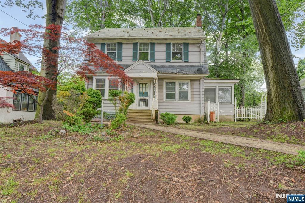 28 Forest Drive,Bloomfield, NJ 07003