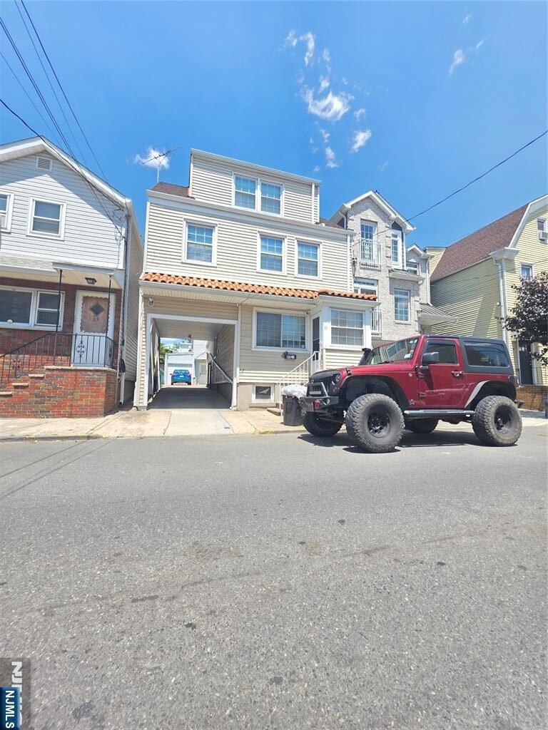 91 Barbara Street,Newark, NJ 07105