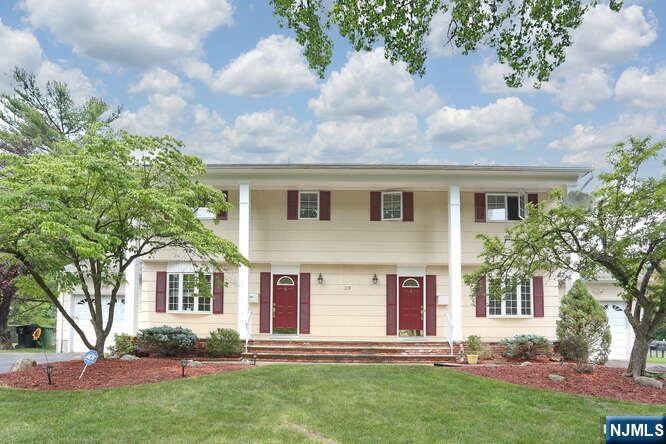 29 Millar Court,Paramus, NJ 07652