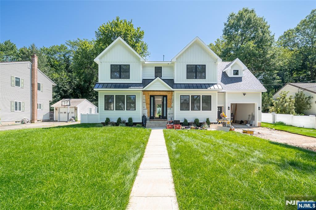 43 Hazelhurst Avenue,Glen Rock, NJ 07452