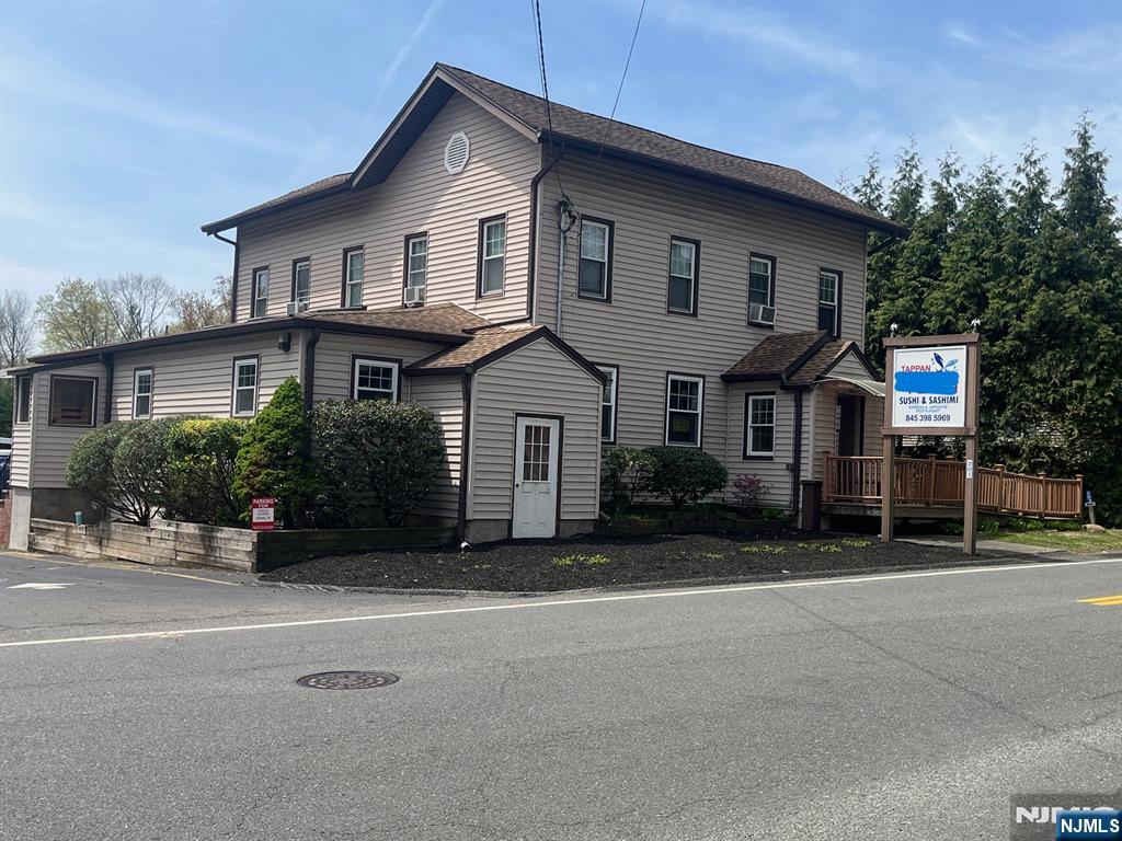 205 Oak Tree Road,Tappan, NJ 10983