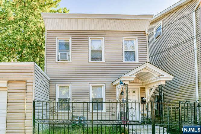 90-92 3rd Street,Paterson, NJ 07522