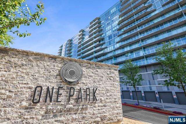 320 Adolphus Avenue,Cliffside Park, NJ 07010