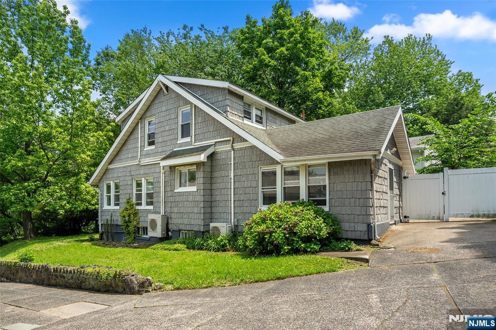 450 Fort Lee Road,Leonia, NJ 07605