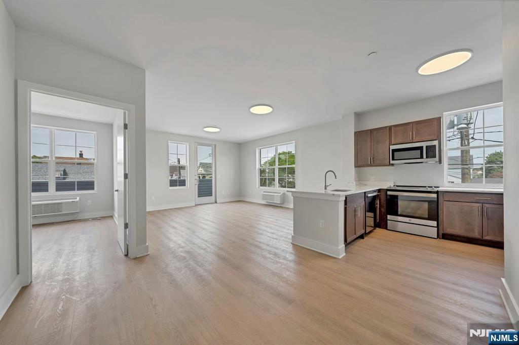 1 Center Street,Clifton, NJ 07011