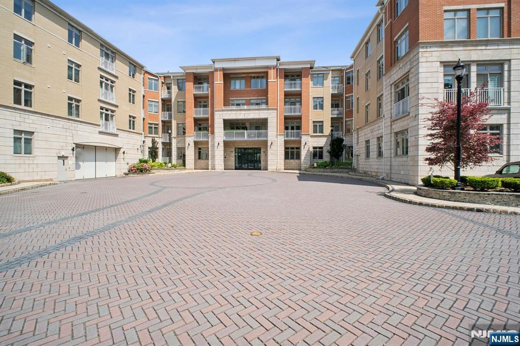 7400 River Road,North Bergen, NJ 07047
