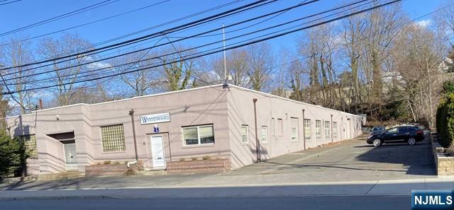 45 Carlton Avenue,East Rutherford, NJ 07073