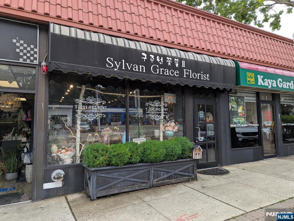 444 Broad Avenue,Leonia, NJ 07605