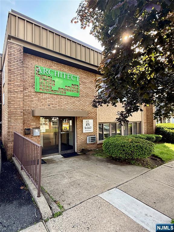 347 Boulevard ,Hasbrouck Heights, NJ 07604