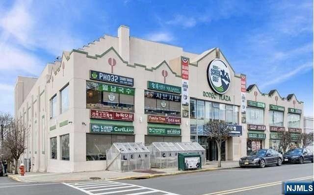 225 Broad Avenue,Palisades Park, NJ 07650