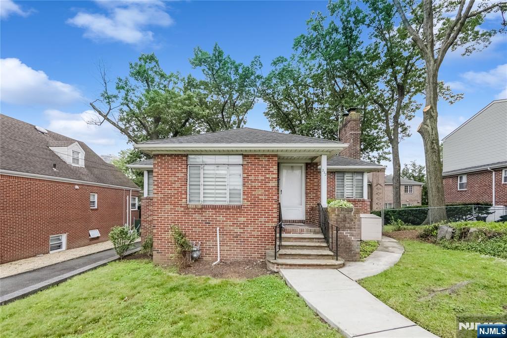 212 Westview Avenue,Fort Lee, NJ 07024