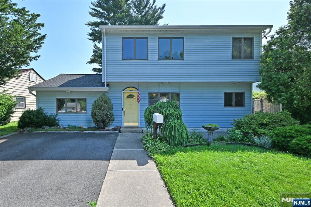 173 Howard Avenue,Rochelle Park, NJ 07662