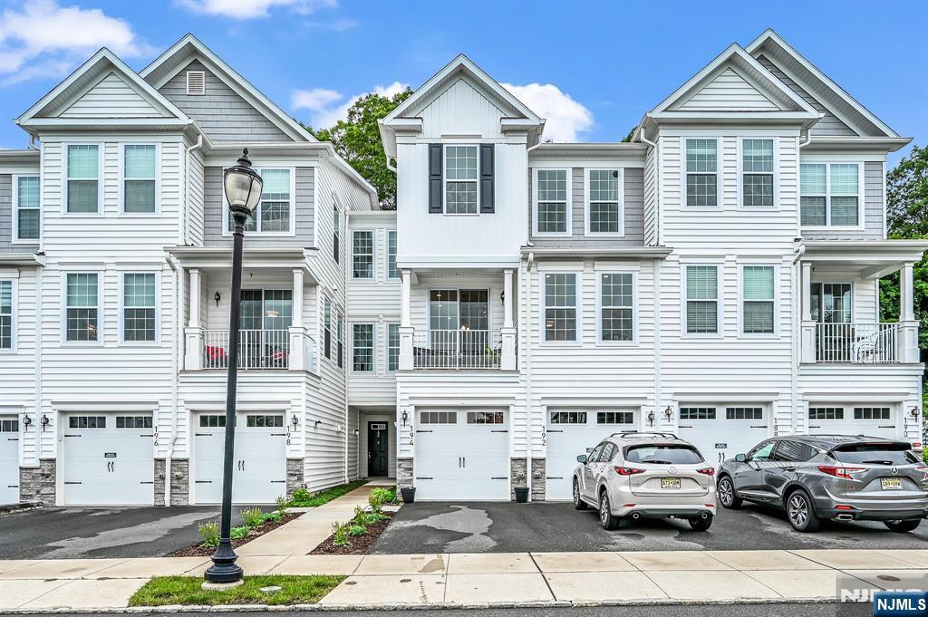 194 Aspen Drive,Cedar Grove, NJ 07009