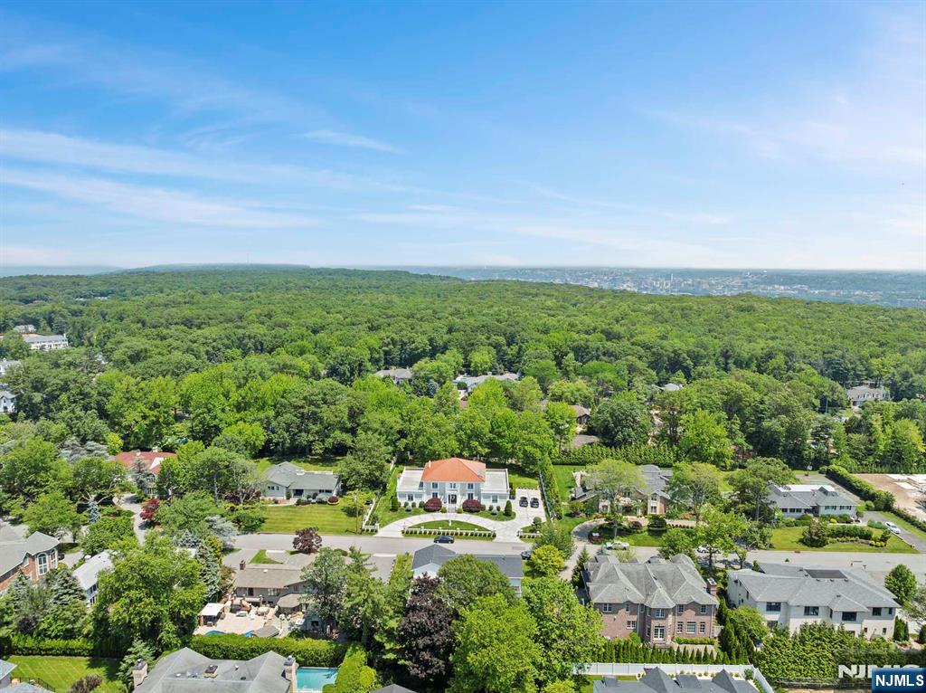 14 Jane Drive,Englewood Cliffs, NJ 07632