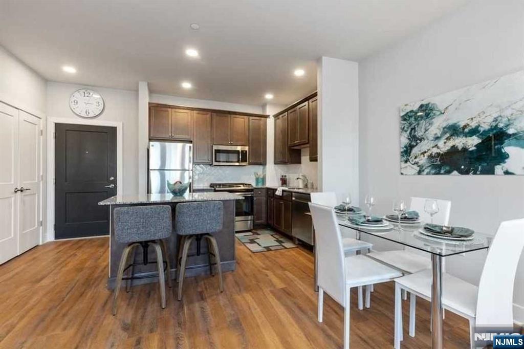 502 Van Bussum Avenue,Saddle Brook, NJ 07663