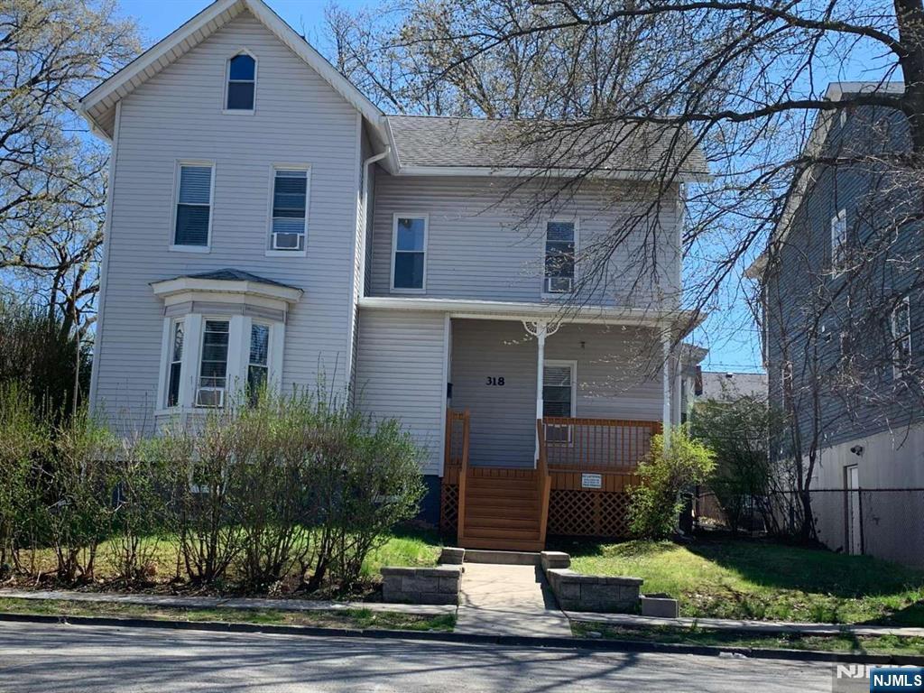 318 Amherst Street,East Orange, NJ 07018