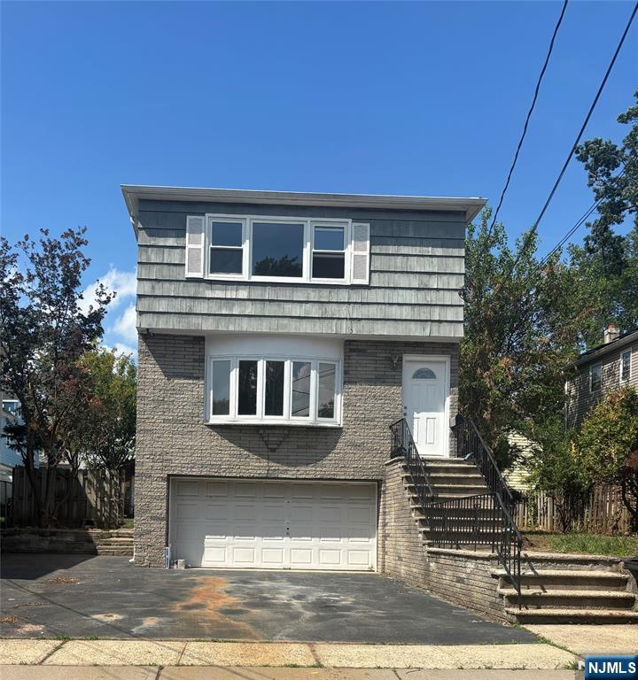 34 Warman Street,Montclair, NJ 07042