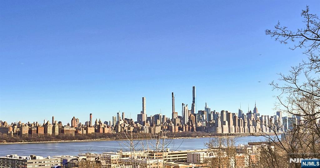 1 Columbus Place,Cliffside Park, NJ 07010