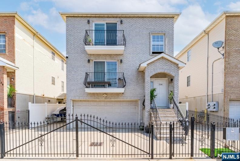 228 Murray Street,Newark, NJ 07114