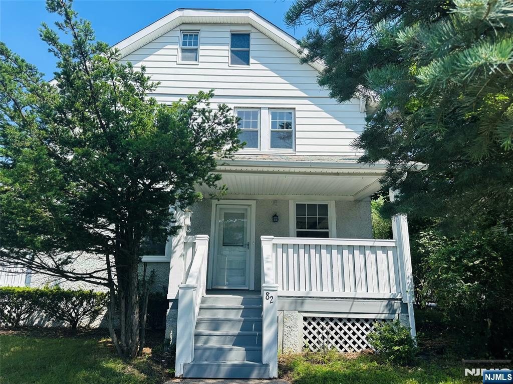 82 Bergen Street,Westwood, NJ 07675
