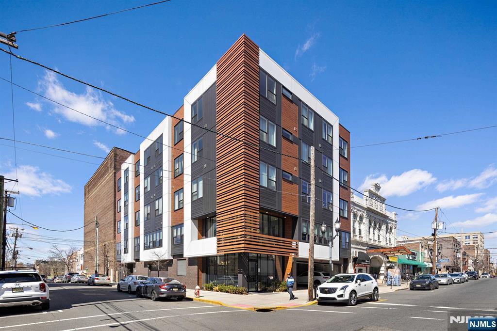 6401 Park Avenue,West New York, NJ 07093