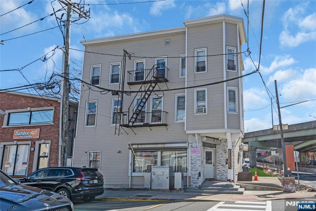 107 Jersey Street,Paterson, NJ 07501