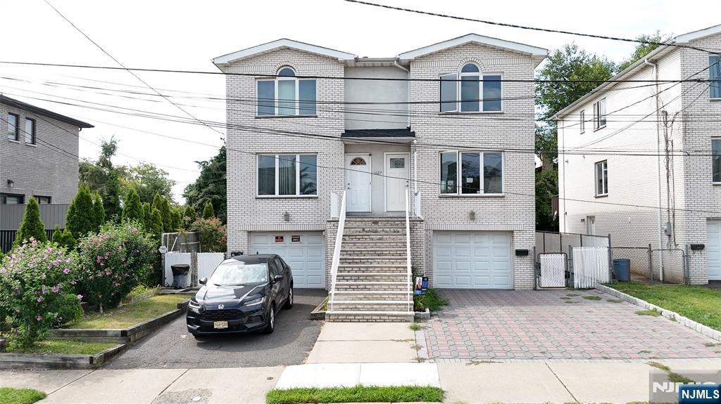 1627 Ponsi Street,Fort Lee, NJ 07024