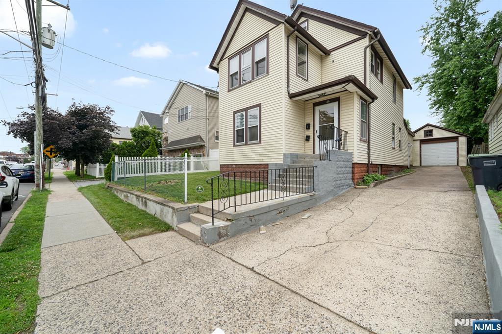 86 Main Street,Bergenfield, NJ 07621