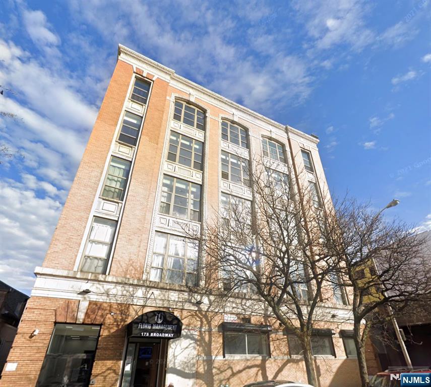175 Broadway ,Paterson, NJ 07505