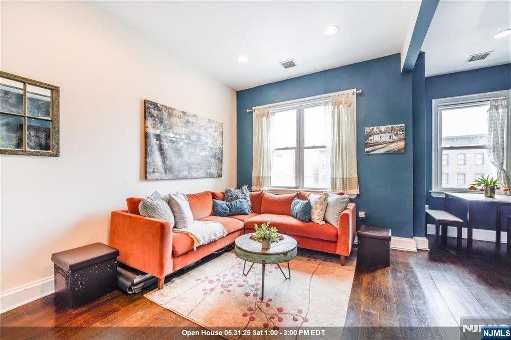 351 5th Street,Jersey City, NJ 07302