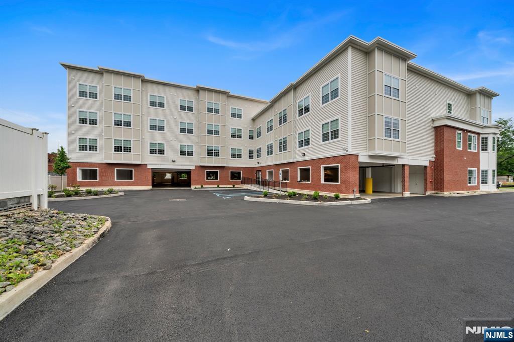 70 Ridgedale Avenue,Morristown Town, NJ 07960