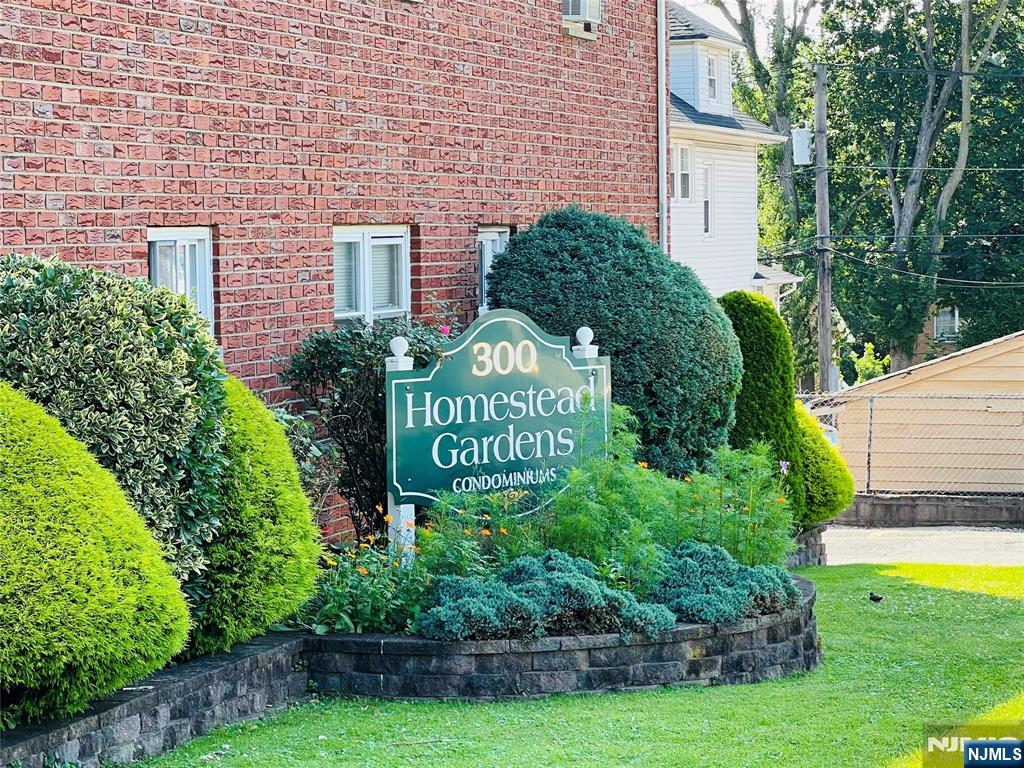 300 Homestead ,Palisades Park, NJ 07650
