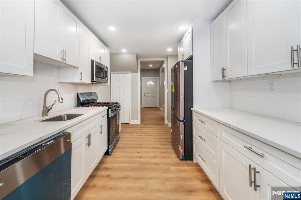 835 14th Street,Newark, NJ 07108