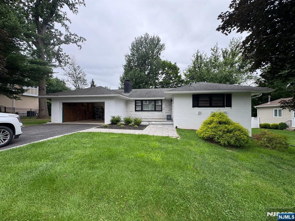 71 Haller Drive,Cedar Grove, NJ 07009