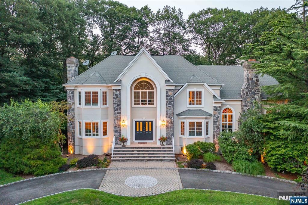 85 Locust Lane,Upper Saddle River, NJ 07458